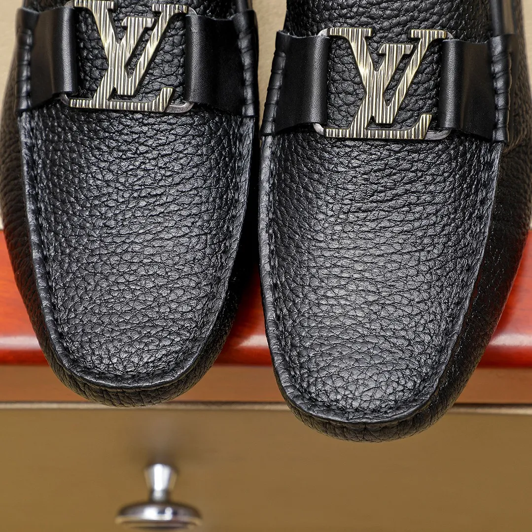 Men's shoes 💰360 💰 LV Louis Vuitton's top-quality Peaches men's shoes 💯Original copy of the official website, the upper is made of imported official website 1:1 material ❌Italian 🇮🇹 cowhide surface, imported pigskin lining. It’s definitely not made with ordinary craftsmanship, it’s the model used by celebrities! The factory’s craftsmanship is designed to create the most perfect shoes for trendy men! Colors available! 38-45 yards